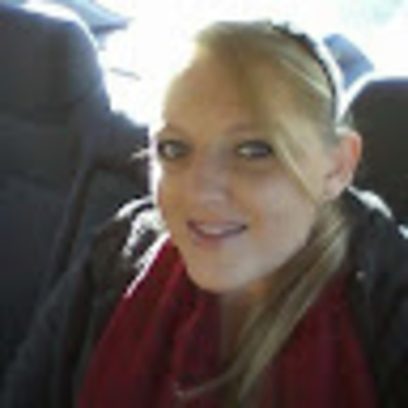 Meet your Posher, Ashley - Picture 1 of 1